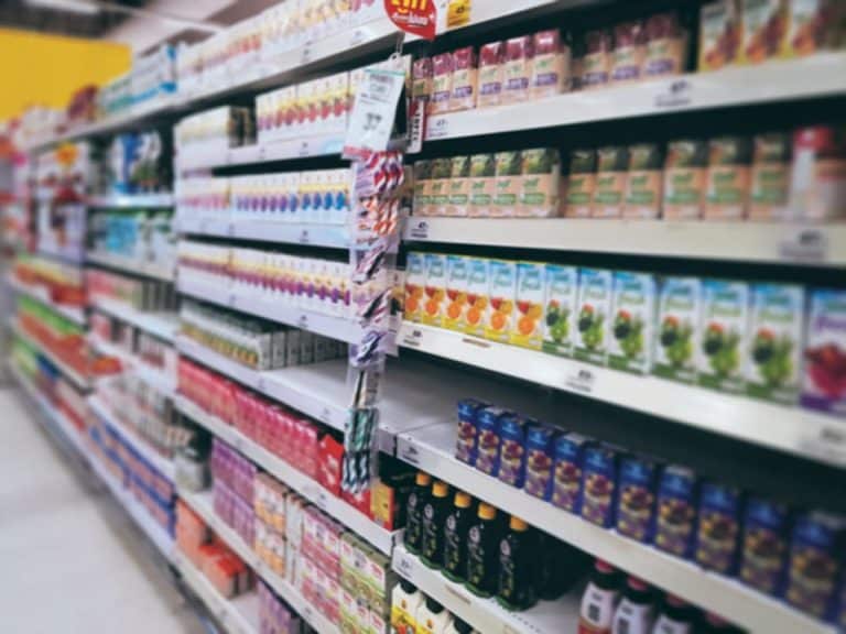How Eﬀective Are Product Sampling Marketing Strategies for CPG Brands