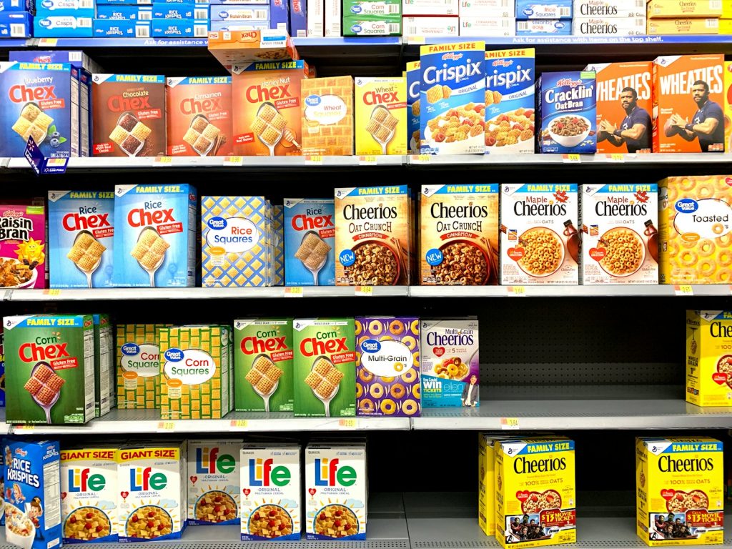 Cereal box shelf